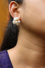 Classic Pearl Bunch Studs