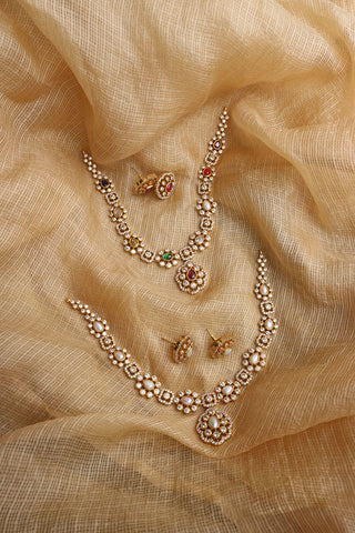 Tradtional Tilak Close Neck Set