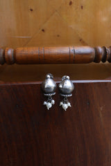 Dumroo Pearl Earrings