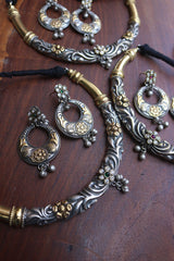 Two Tone Intricate Hasli Set