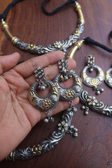 Two Tone Intricate Hasli Set