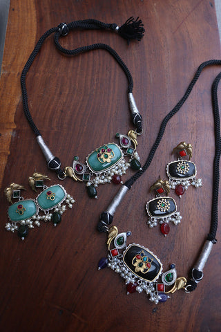 Bird Stone Choker Set