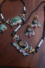 Bird Stone Choker Set