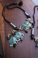 Bird Stone Choker Set