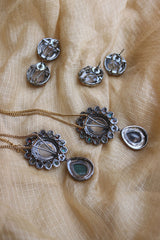 Oval Grey Pendant Chain Set