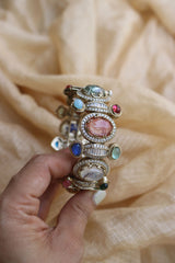 Ovals Statement Kada