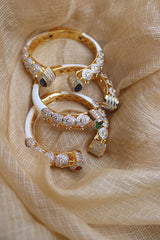 AD White Enamel Tilak Kada