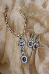 Elegant Pearl Stones Long Pendant Necklace