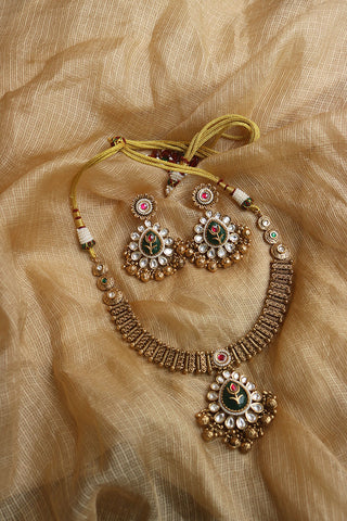 Heritage Tilak Pendant Set
