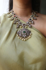 Victorian Paisley Navratna Set