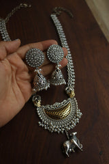 GS Two Tone Chaand Cow Set