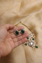 AD Kundan Tilak Green Choker Set