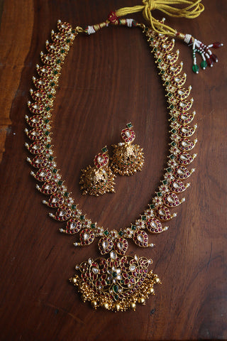 Kundan Paisley Flower Long Set