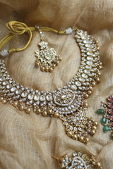 Kundan Oval Bird Haar with Teeka