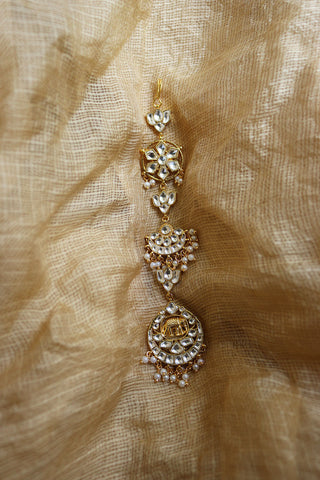 Kundan White Haathi Choti (Hair Accessory)