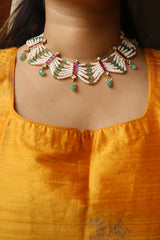 Jadau Pearl Wave Necklace