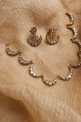 Dull Moon Necklace