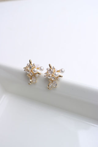 Pearl Stone Bunch Earrings