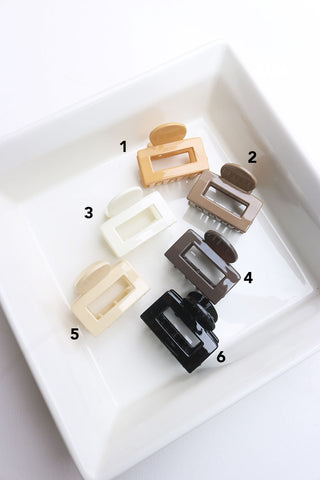 Rectangle Muted Claw Clip 1