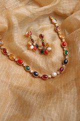 Multi Oval Close Neck Set