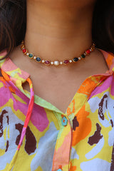 Multi Oval Close Neck Set
