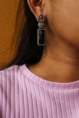 GS Sleek Rectangle Earrings