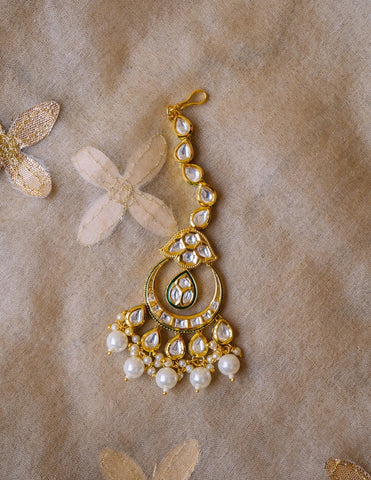 White Kundan Tear Drop Chaand Teeka