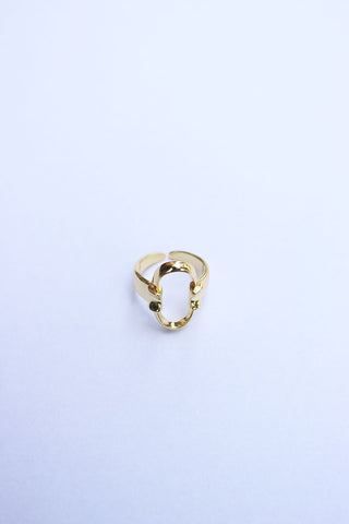 Gold Cutout Finger Ring
