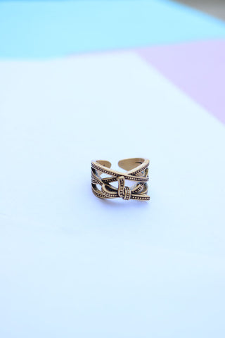 Bow Finger Ring