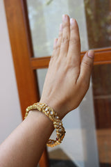 Flower Kundan Bangles
