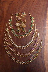Delicate Close Neck Dot Set