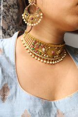 Stunning Peacock AD Choker
