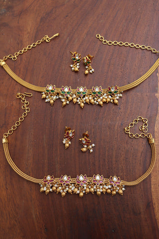 Close Neck Lotus set