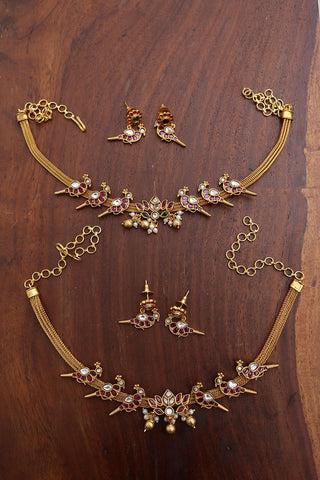Close neck Birds set