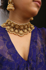Kundan Intricate Tear Drop Choker Set