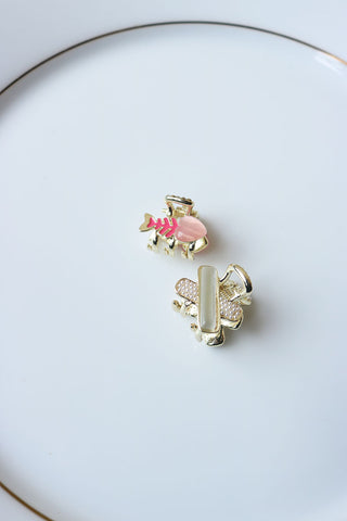 Set of 2 Small X Pink Claw Clips