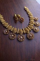 Intricate Ruby Flower set